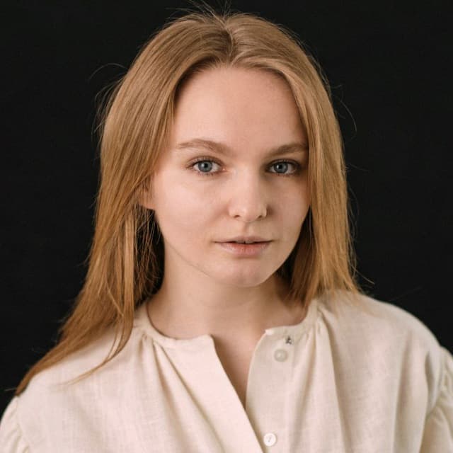 Александра Задельская