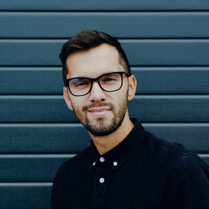 Антон Іващенко