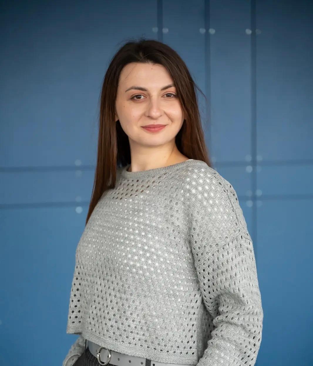 Надія Скрут