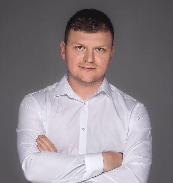 Андрій Ніколаєв