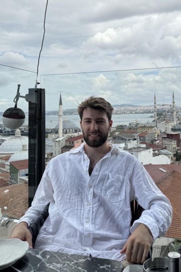 Олег Фролов