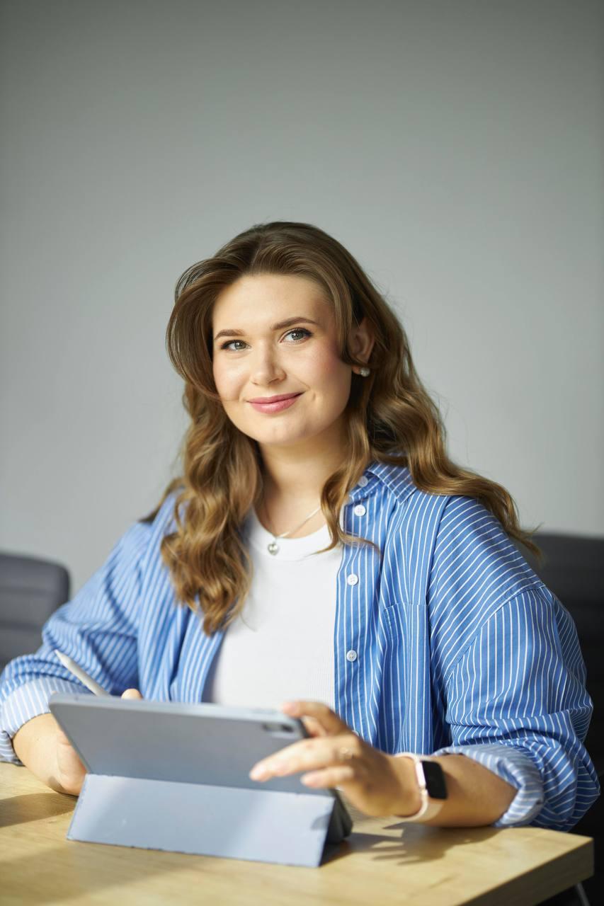 Олена Самковська