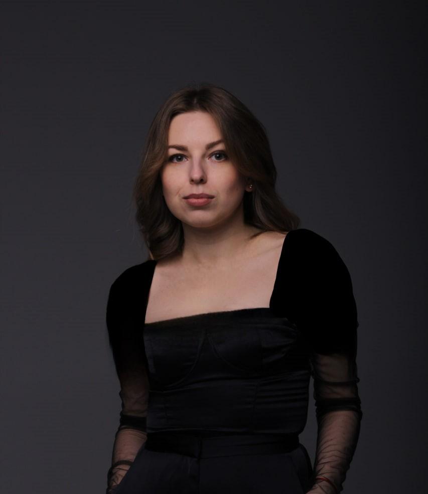 Яна Сіренко