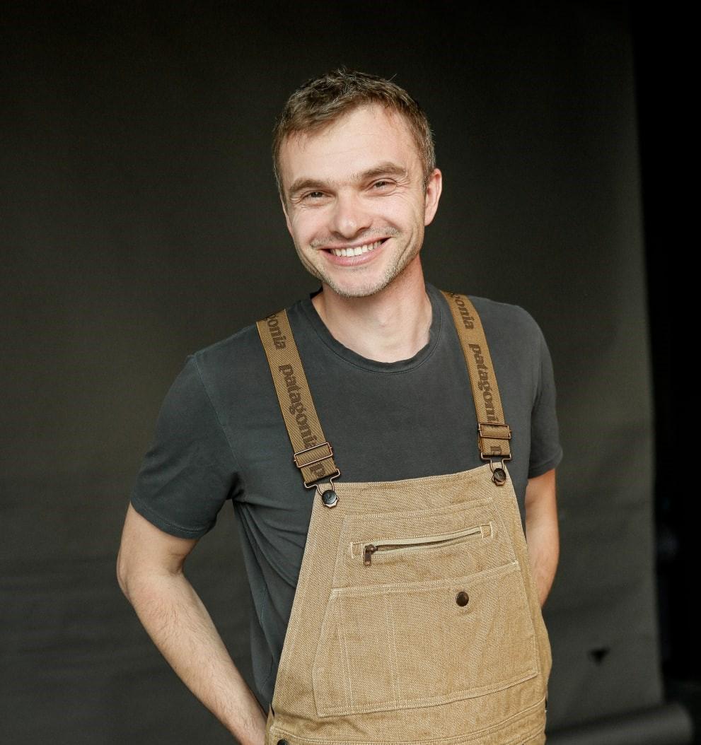 Олександр Бондар