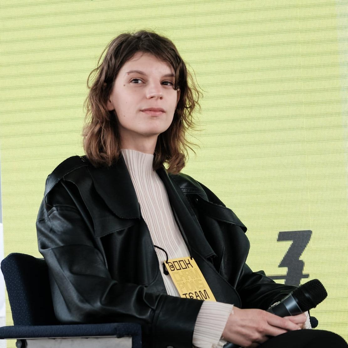 Настя Леонова