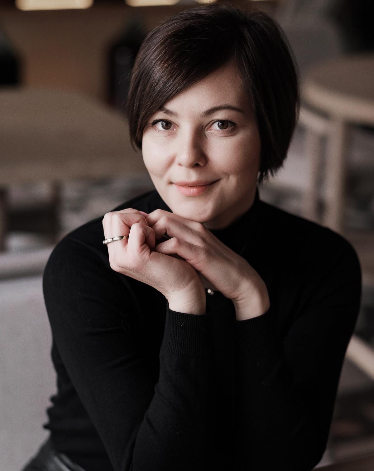 Лєна Шаравар