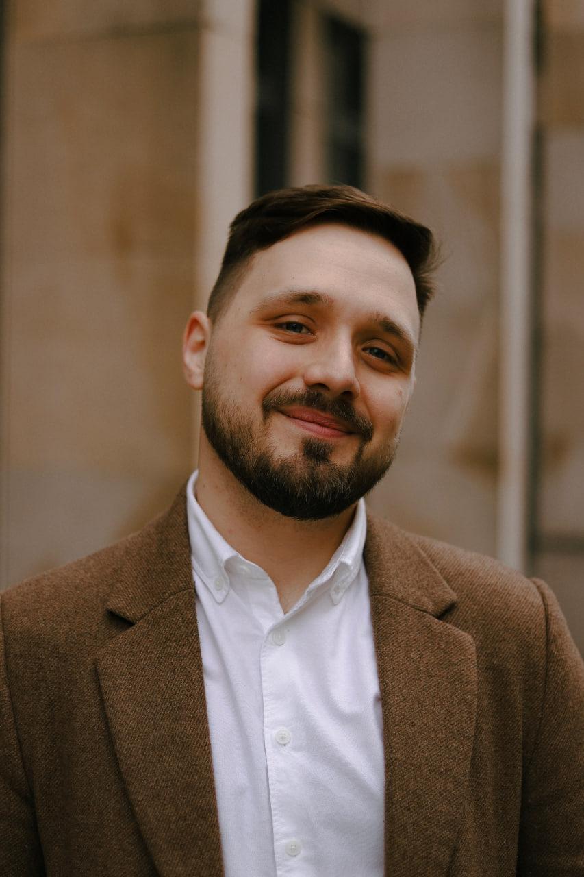 Данило Крапівний