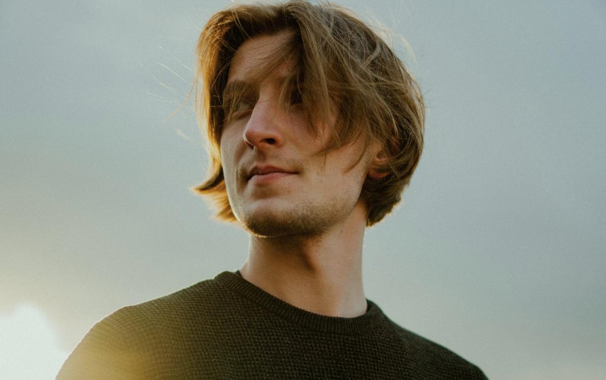 Євген Величев