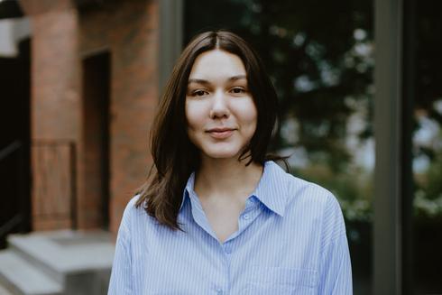 Анна Сахарнацкая