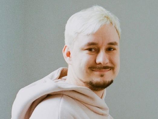 Олег Карапузов