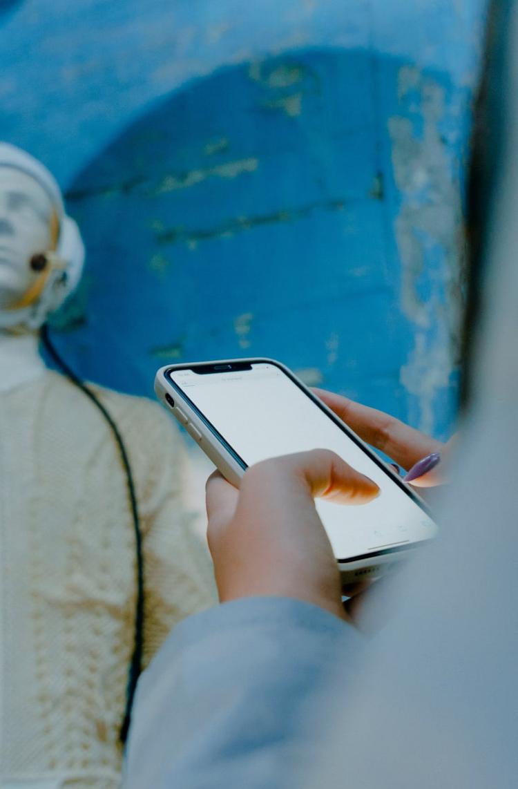 Copy docs: when user interface texts are complete and how to maintain it