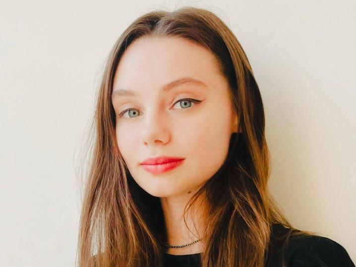 Анна Аптикеева