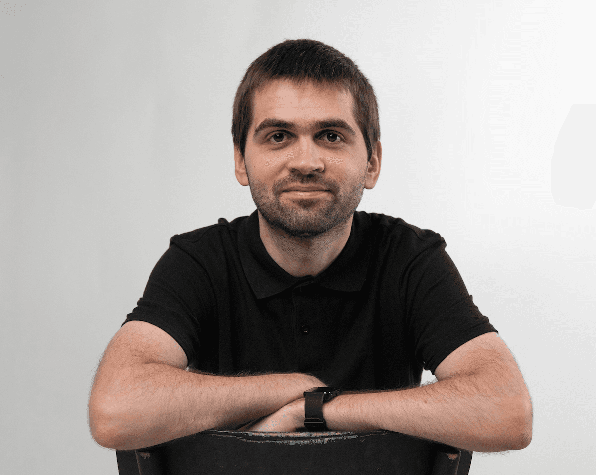 Роман Повзик